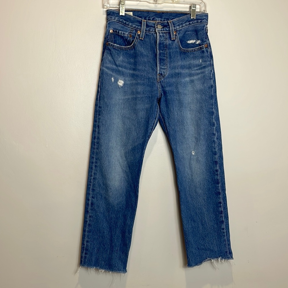 Levi’s 501 original cropped raw frayed hem button fly jeans 26 x 30